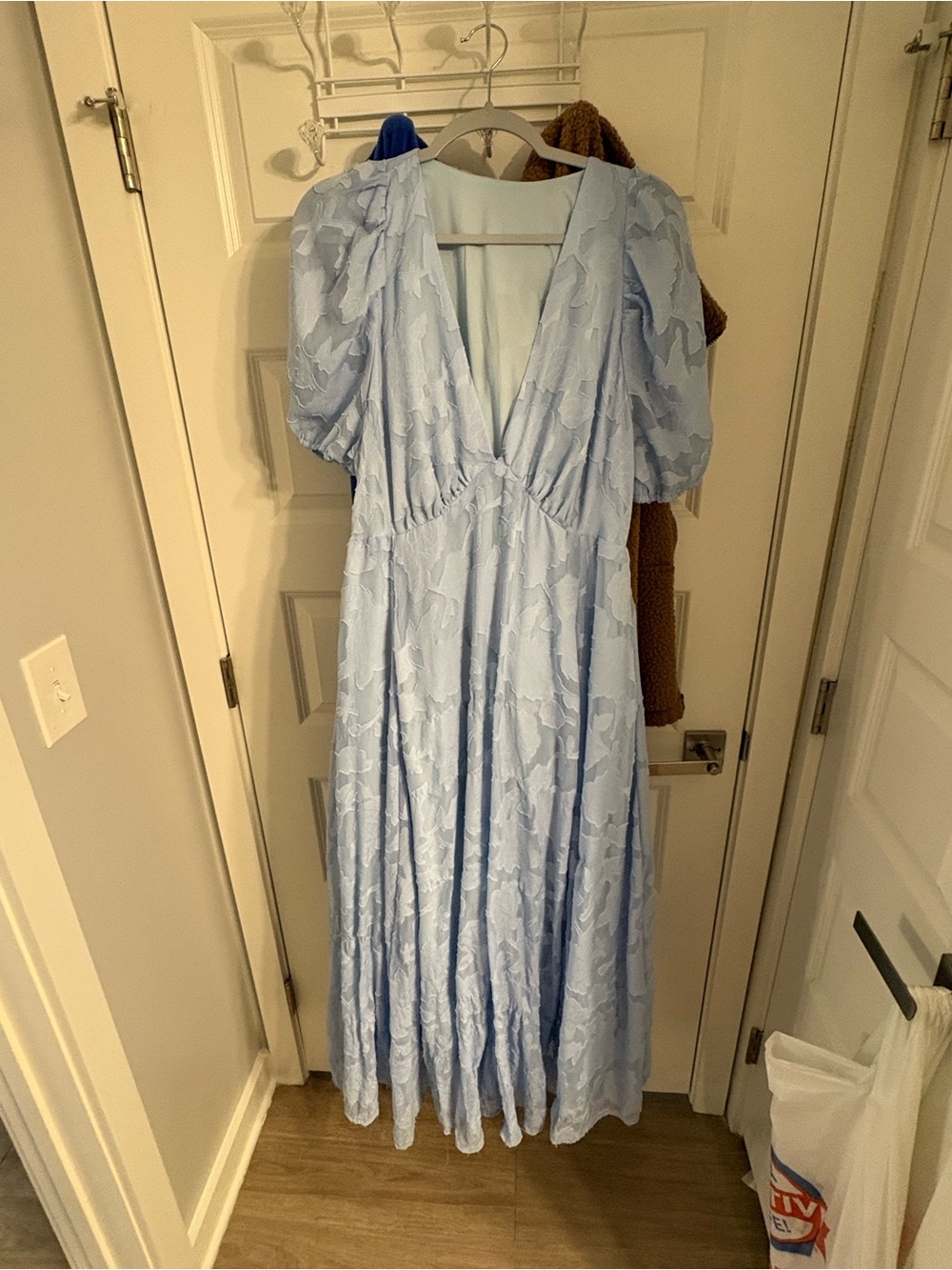 SHEIN Light Blue V-Neck Puff Sleeve Jacquard Maxi Dress